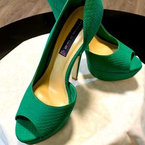 Steve Madden Platform Heel